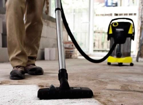 Автономні (або акумуляторні) миття підлоги мають набір акумуляторних батарей