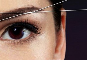 Як видаляти волосся на обличчі ниткою