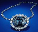 У 1910 році блакитний діамант Hope виявився у Картьє