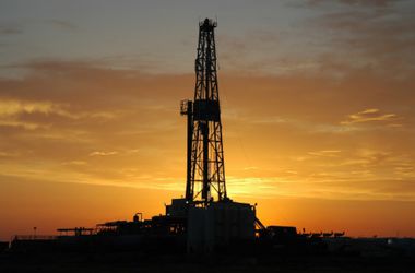 10 вересня 2014 року, 16:08 Переглядів:   Кабмін наказав почати розробку нових родовищ нафти і газу